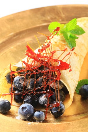 Crepe filled with fresh blueberries