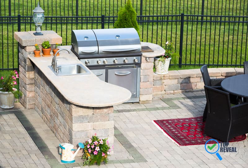 Things to Include in Your Outdoor Kitchen Checklist