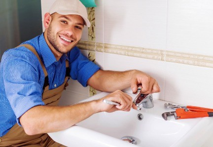 check the Plumber credentials and insurance coverage