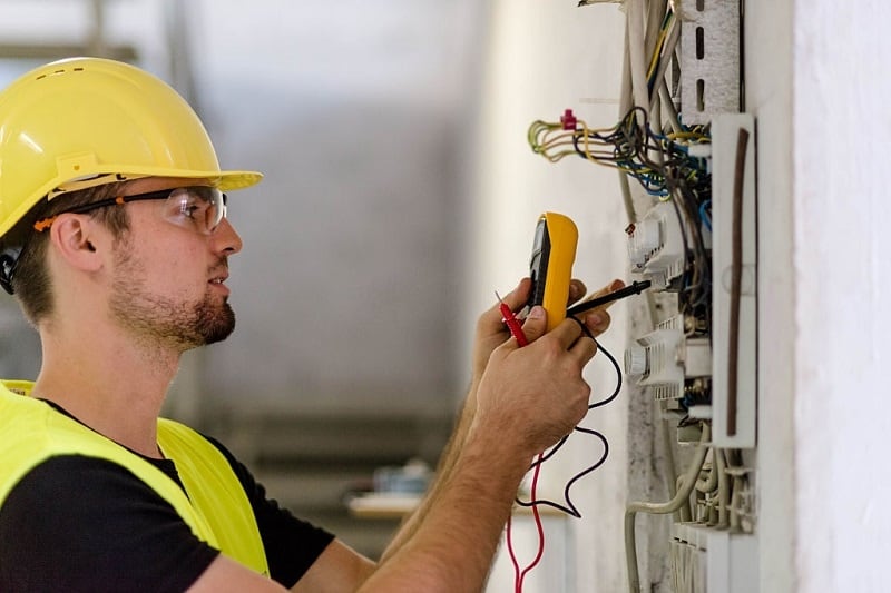 Why Hire San Diego Electrical Companies