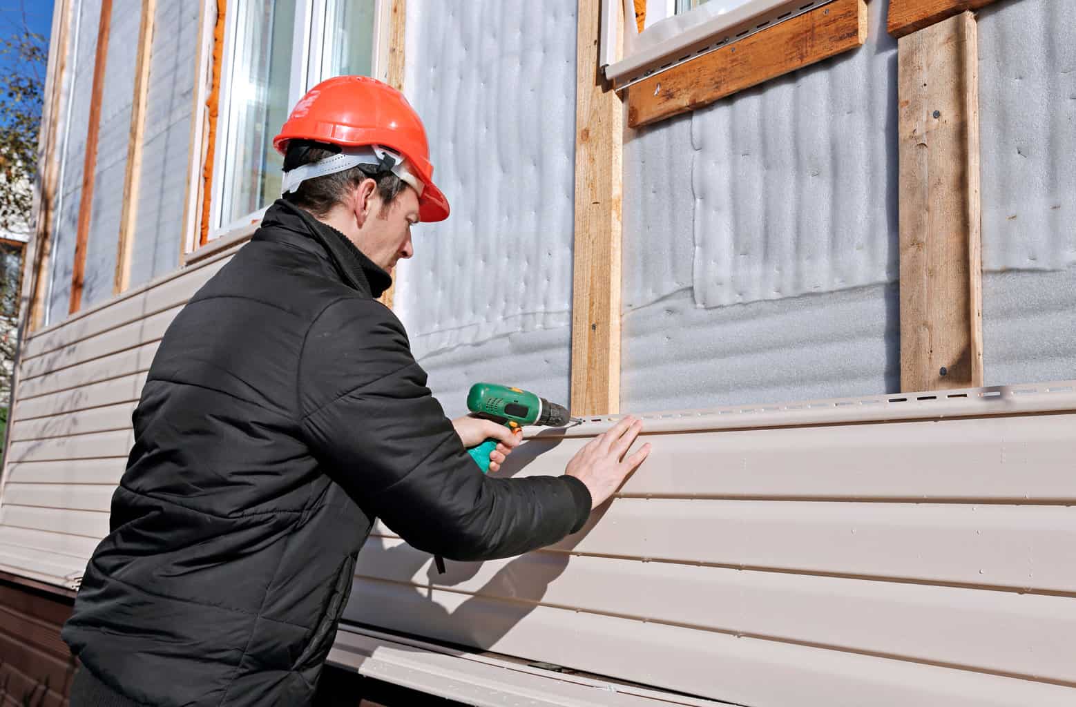 Why You Should Never Install Your Own Siding