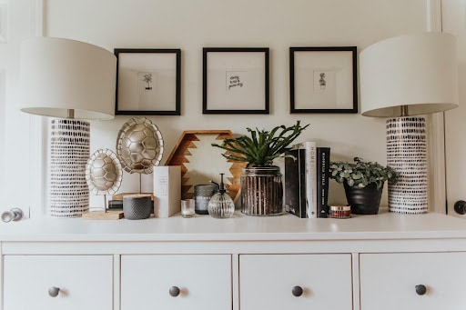 How to Decorate a Sideboard 